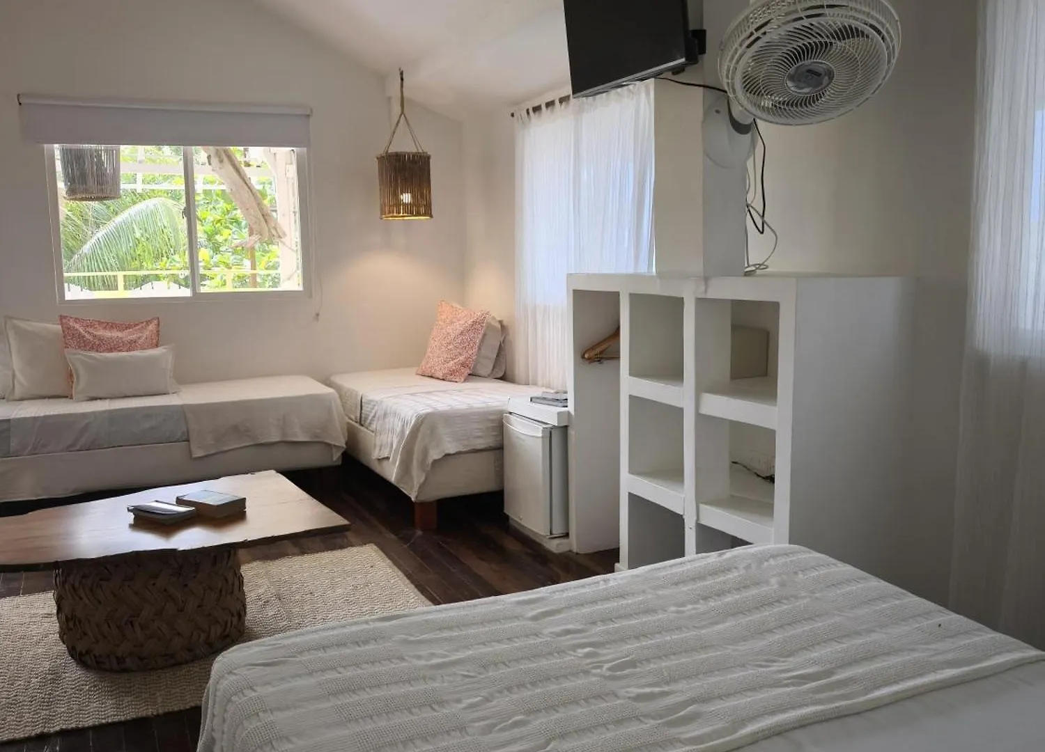 Guest house Playa Banana Manzanillo Del Mar